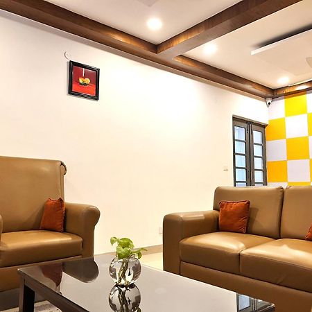 Omatra Essence Suites Bangalore Exterior foto