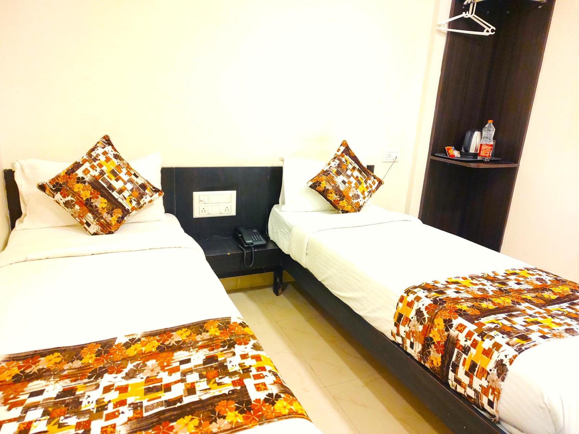 Omatra Essence Suites Bangalore Exterior foto