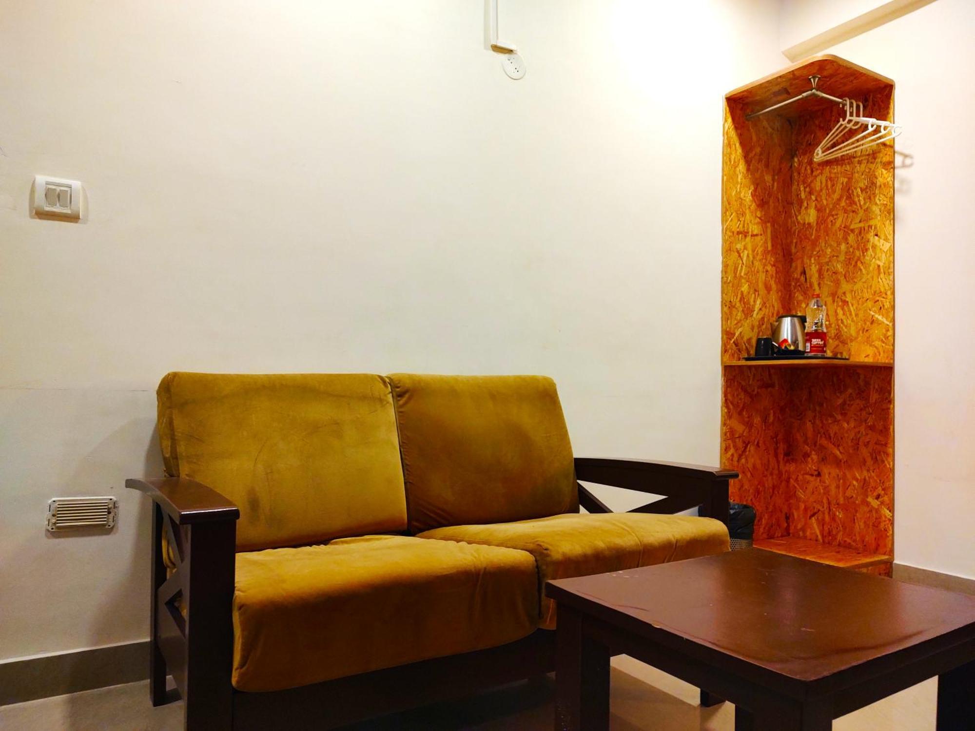 Omatra Essence Suites Bangalore Exterior foto
