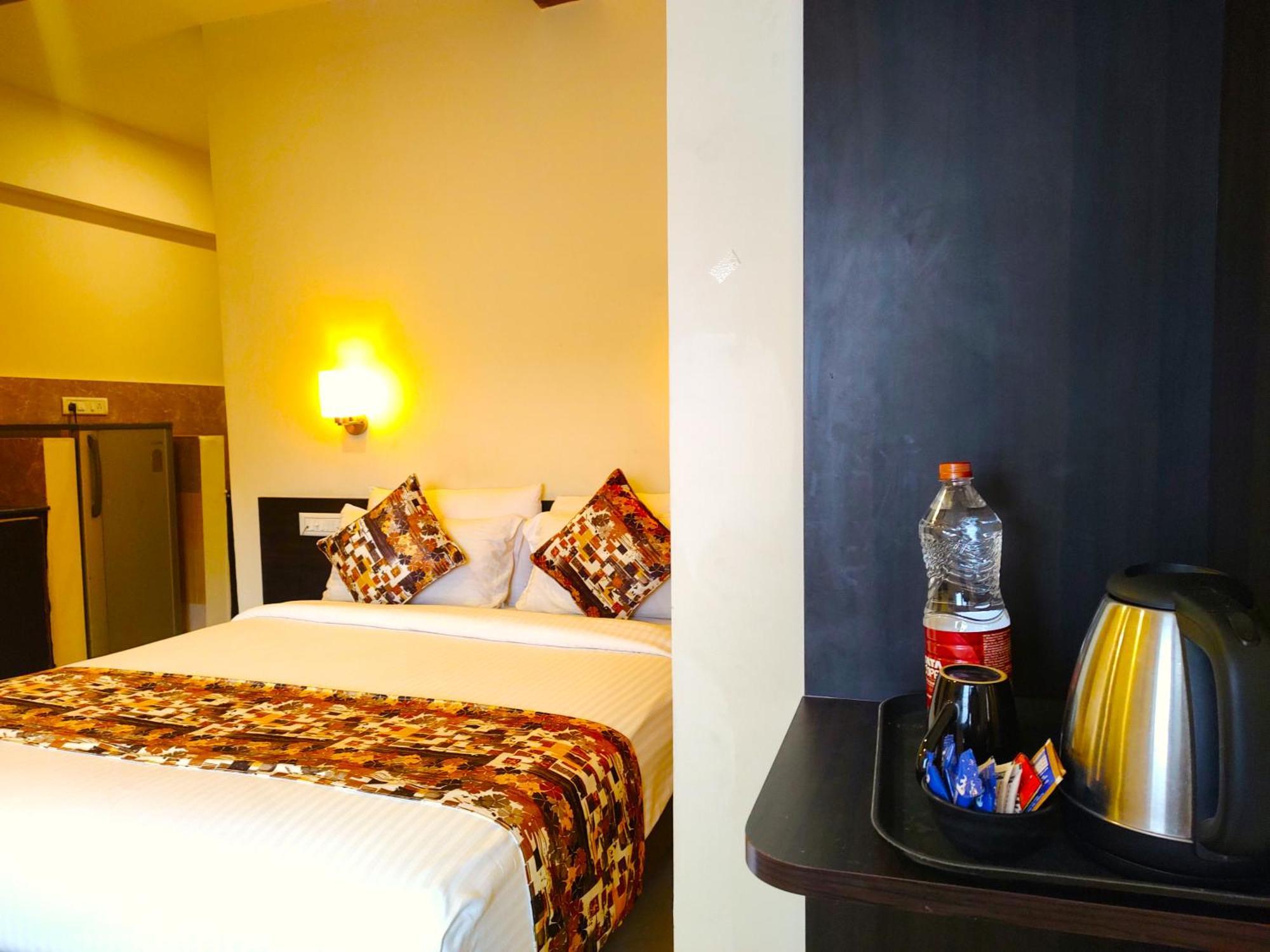 Omatra Essence Suites Bangalore Exterior foto